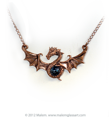 Collier dragon volant en cuivre