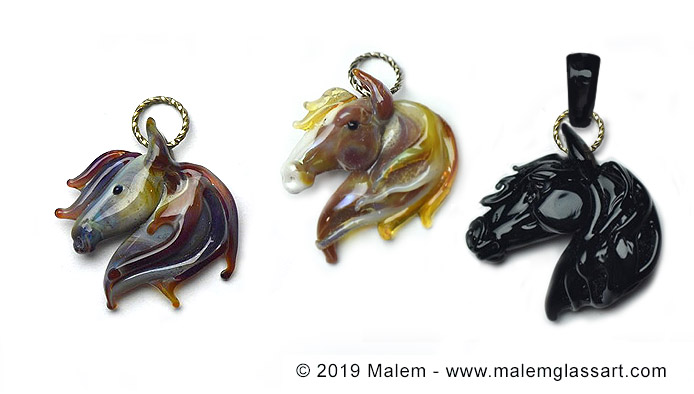 exclusive horse pendants